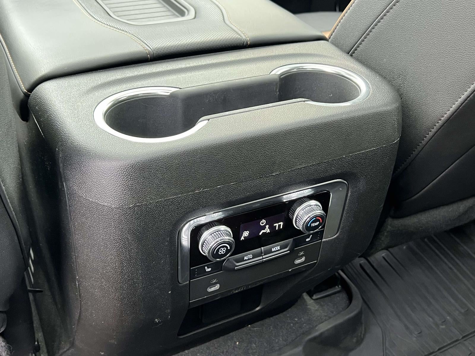 2022 GMC Yukon 4WD AT4