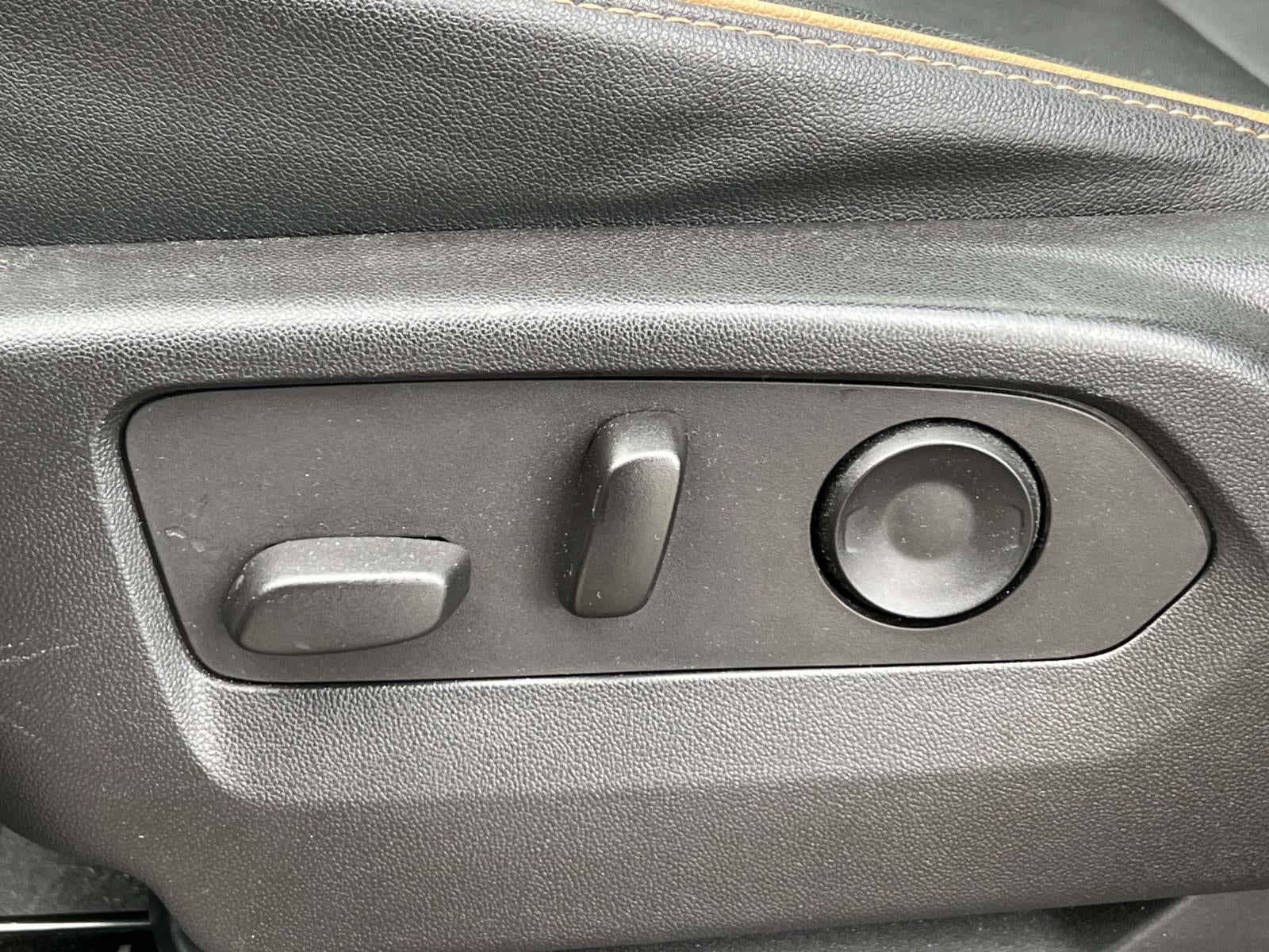 2022 GMC Yukon 4WD AT4