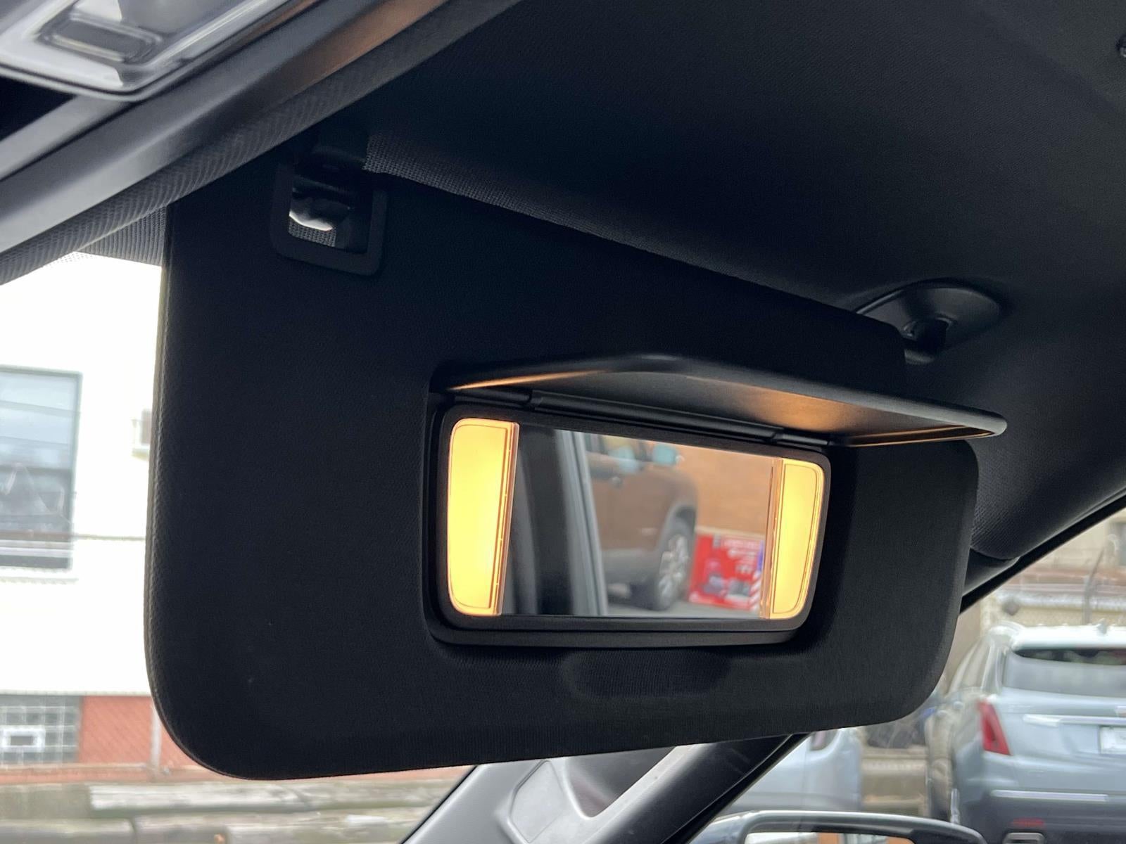 2022 GMC Yukon 4WD AT4