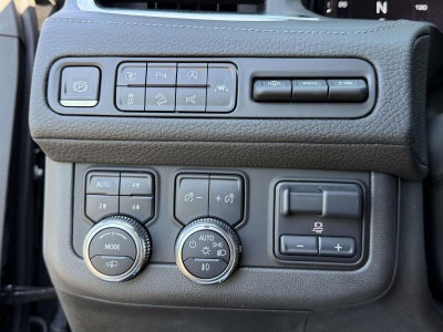 2023 GMC Yukon 4WD Denali