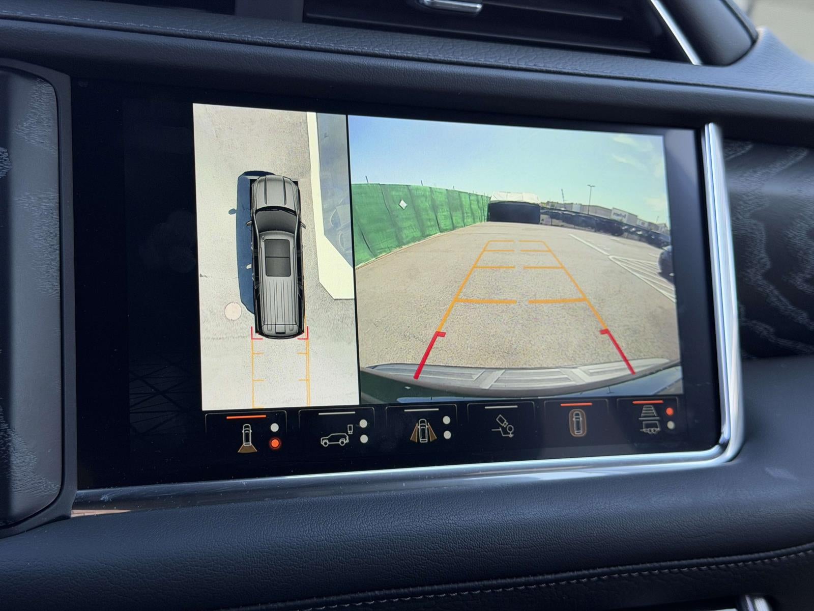 2023 GMC Yukon 4WD Denali