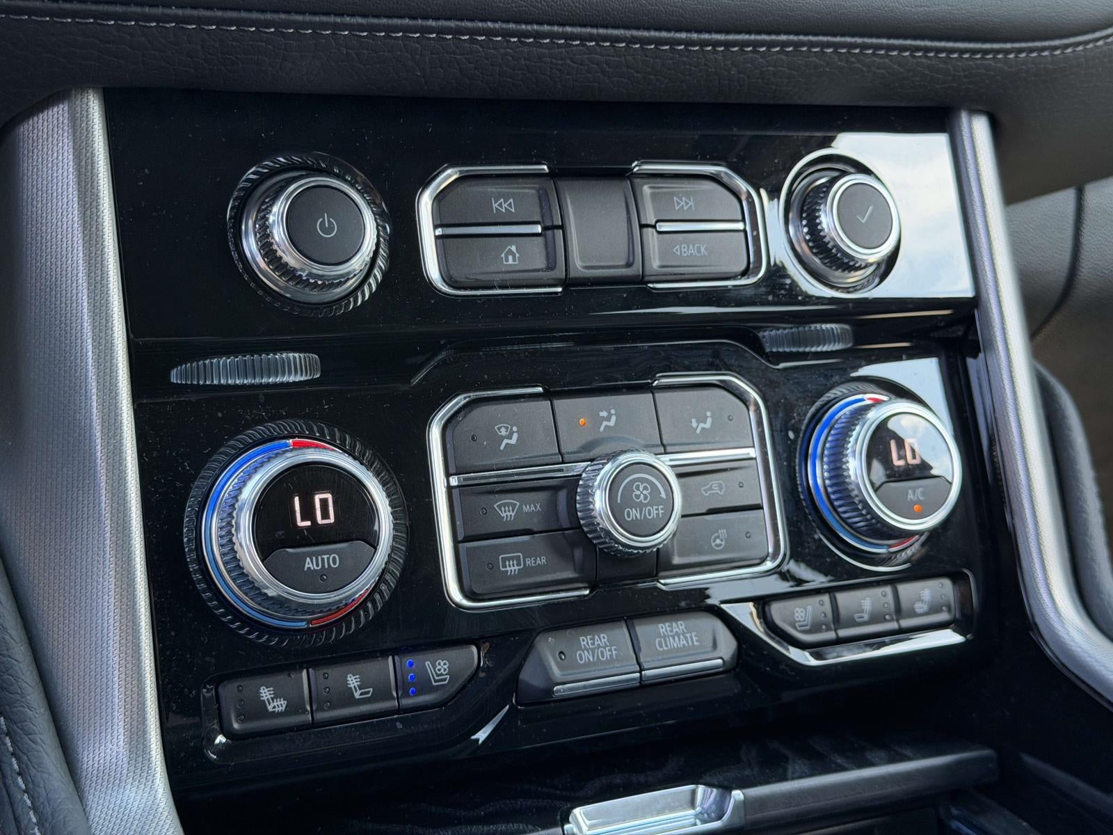 2023 GMC Yukon 4WD Denali