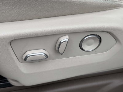 2023 GMC Yukon 4WD Denali