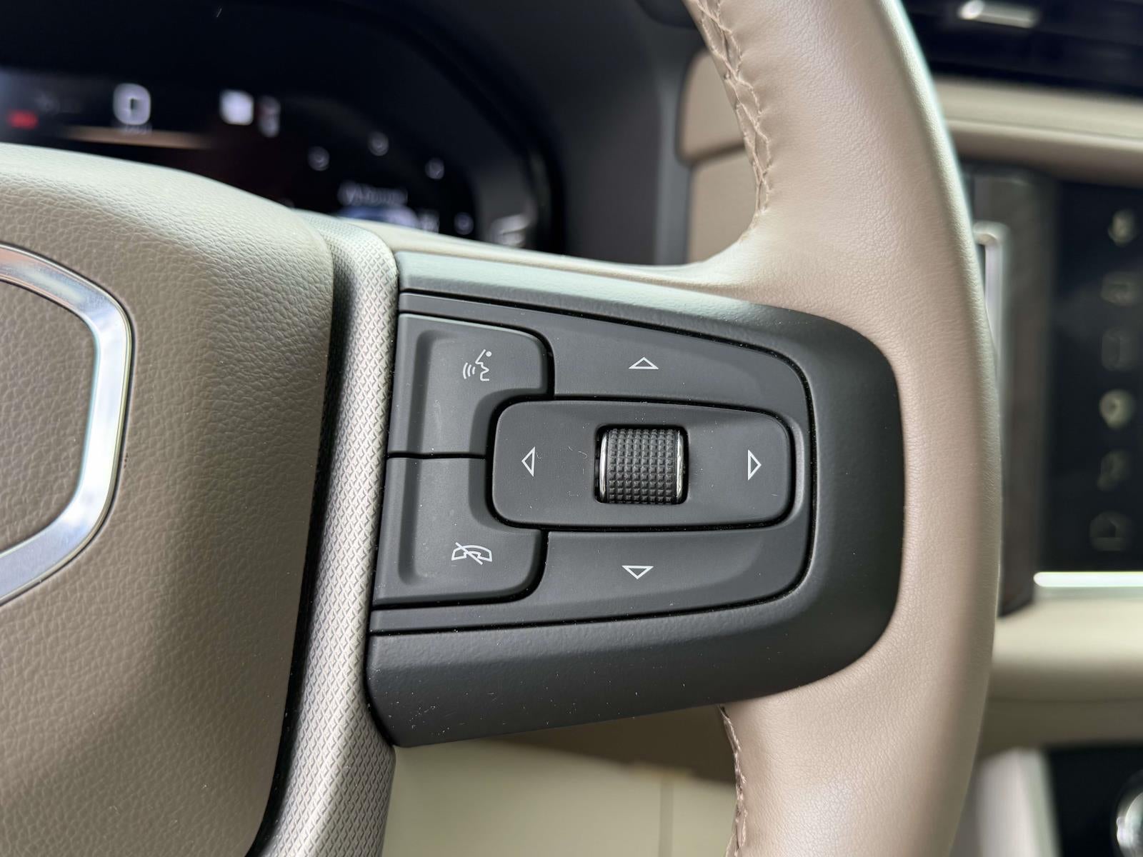 2023 GMC Yukon 4WD Denali