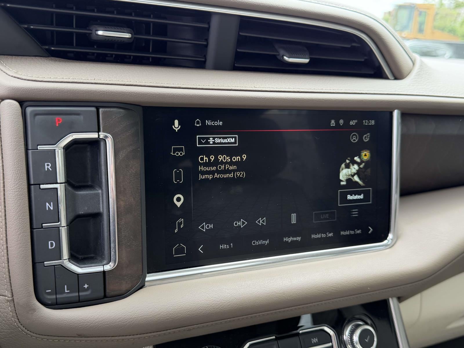 2023 GMC Yukon 4WD Denali