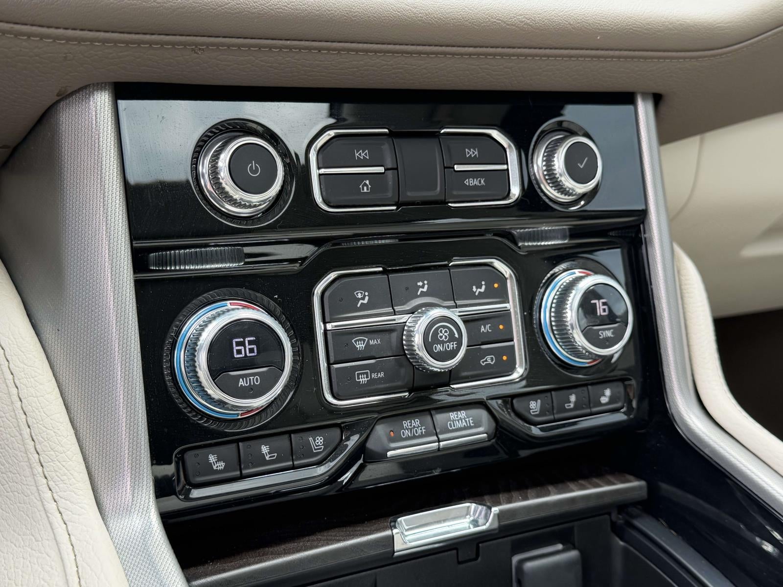 2023 GMC Yukon 4WD Denali