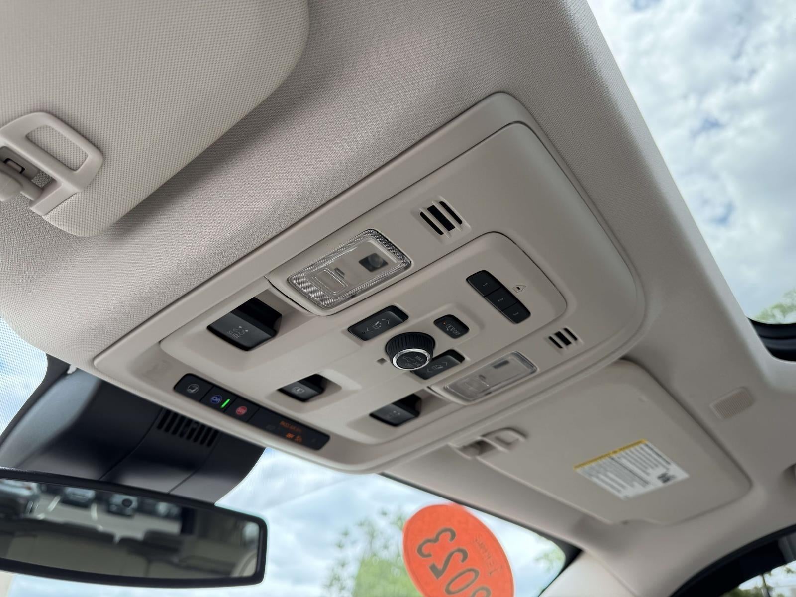 2023 GMC Yukon 4WD Denali
