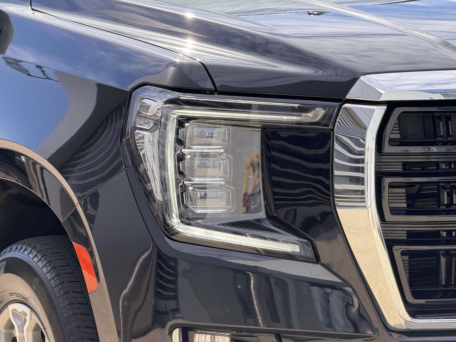 2023 GMC Yukon XL 4WD SLE