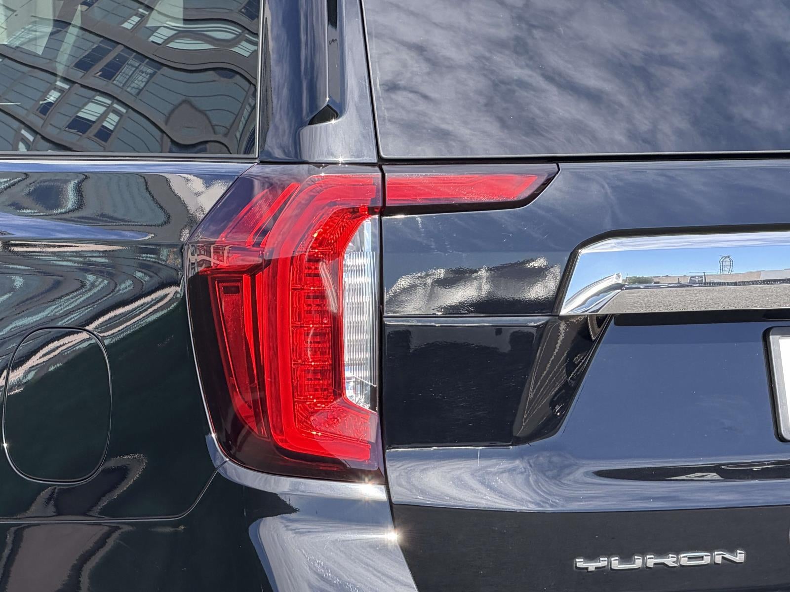 2023 GMC Yukon XL 4WD SLE