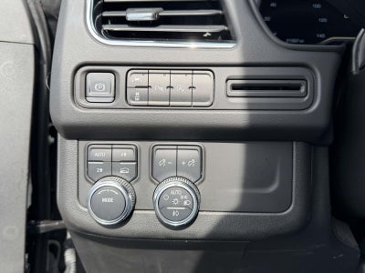 2023 GMC Yukon XL 4WD SLE