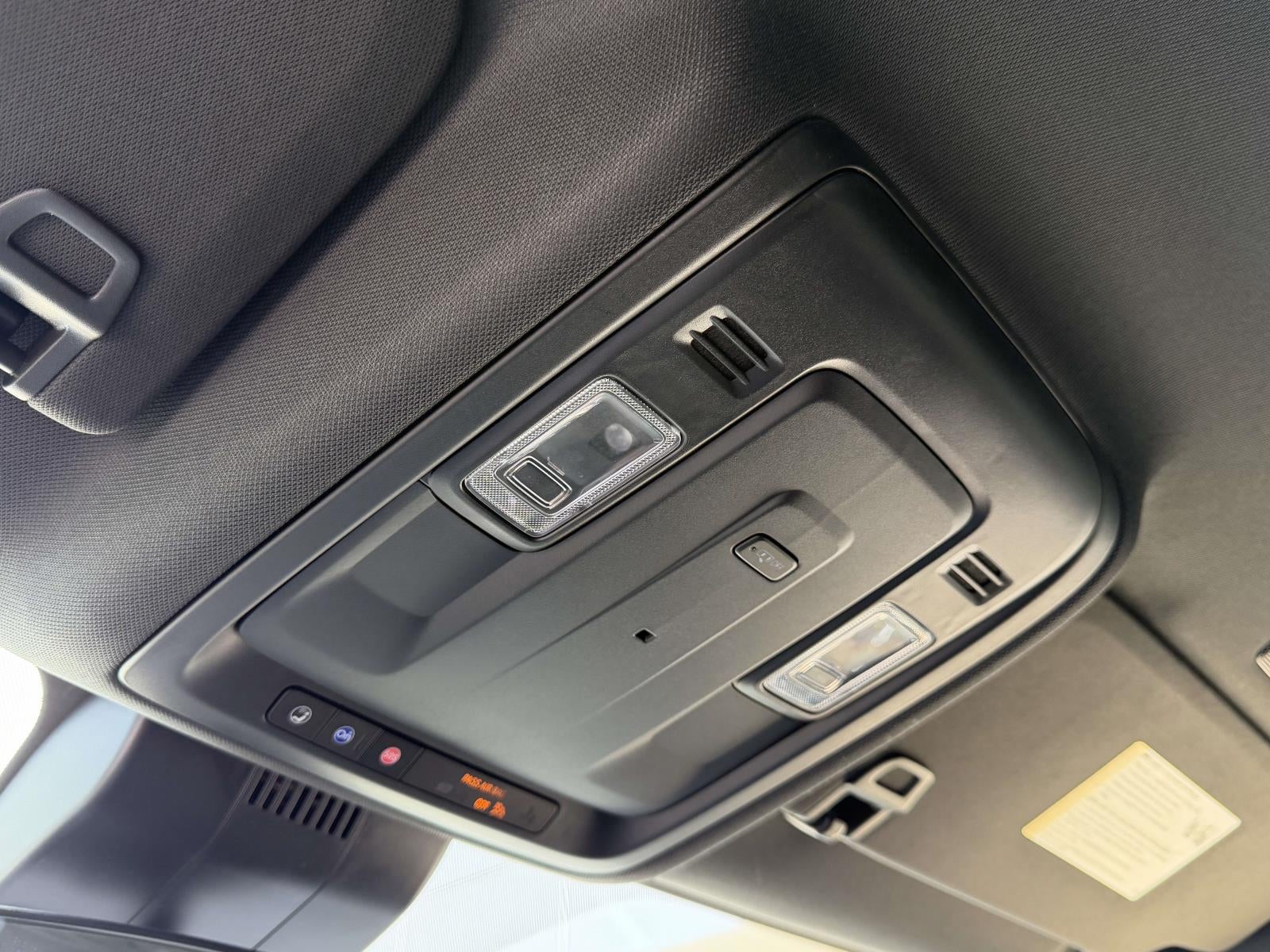2023 GMC Yukon XL 4WD SLE
