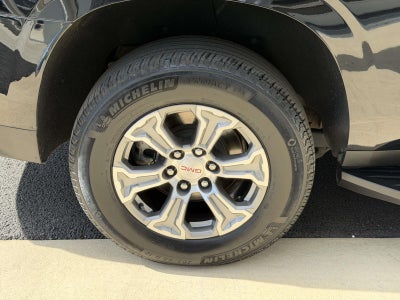 2023 GMC Yukon XL 4WD SLE