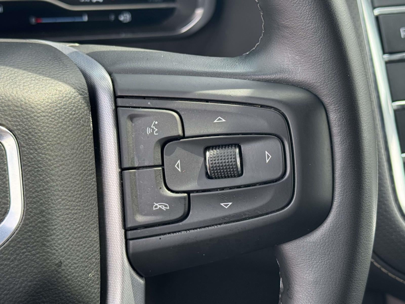 2024 GMC Yukon XL 4WD SLT
