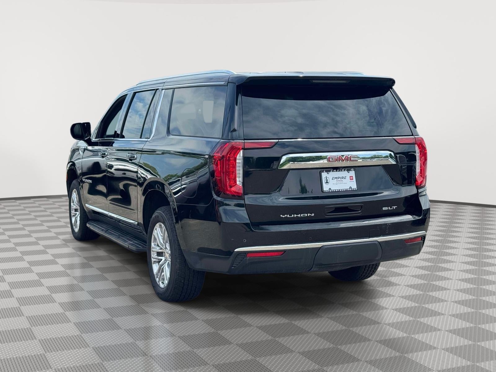 2024 GMC Yukon XL 4WD SLT