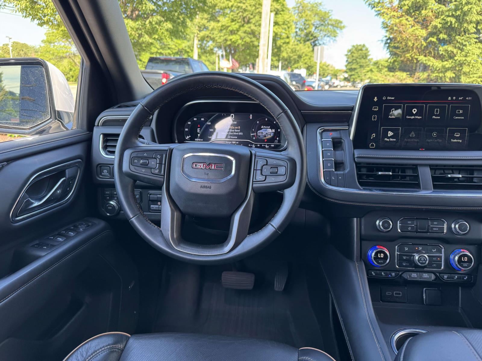 2023 GMC Yukon XL 4WD AT4