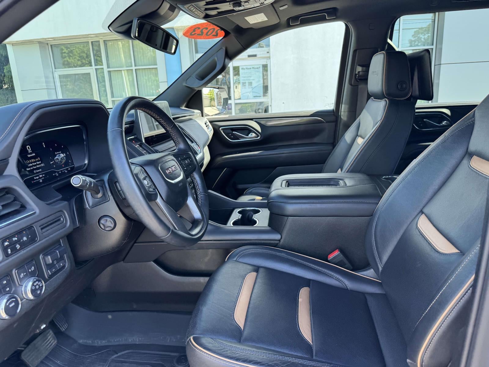 2023 GMC Yukon XL 4WD AT4