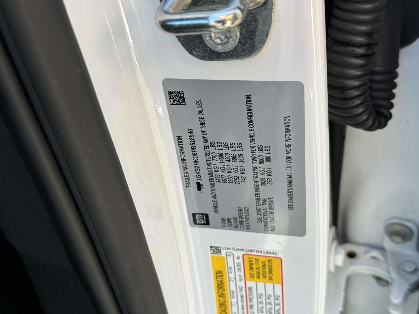 2023 GMC Yukon XL 4WD AT4