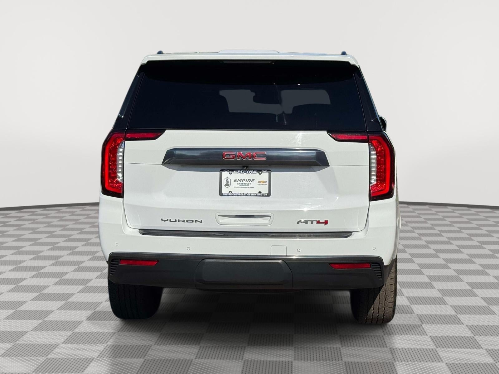 2023 GMC Yukon XL 4WD AT4