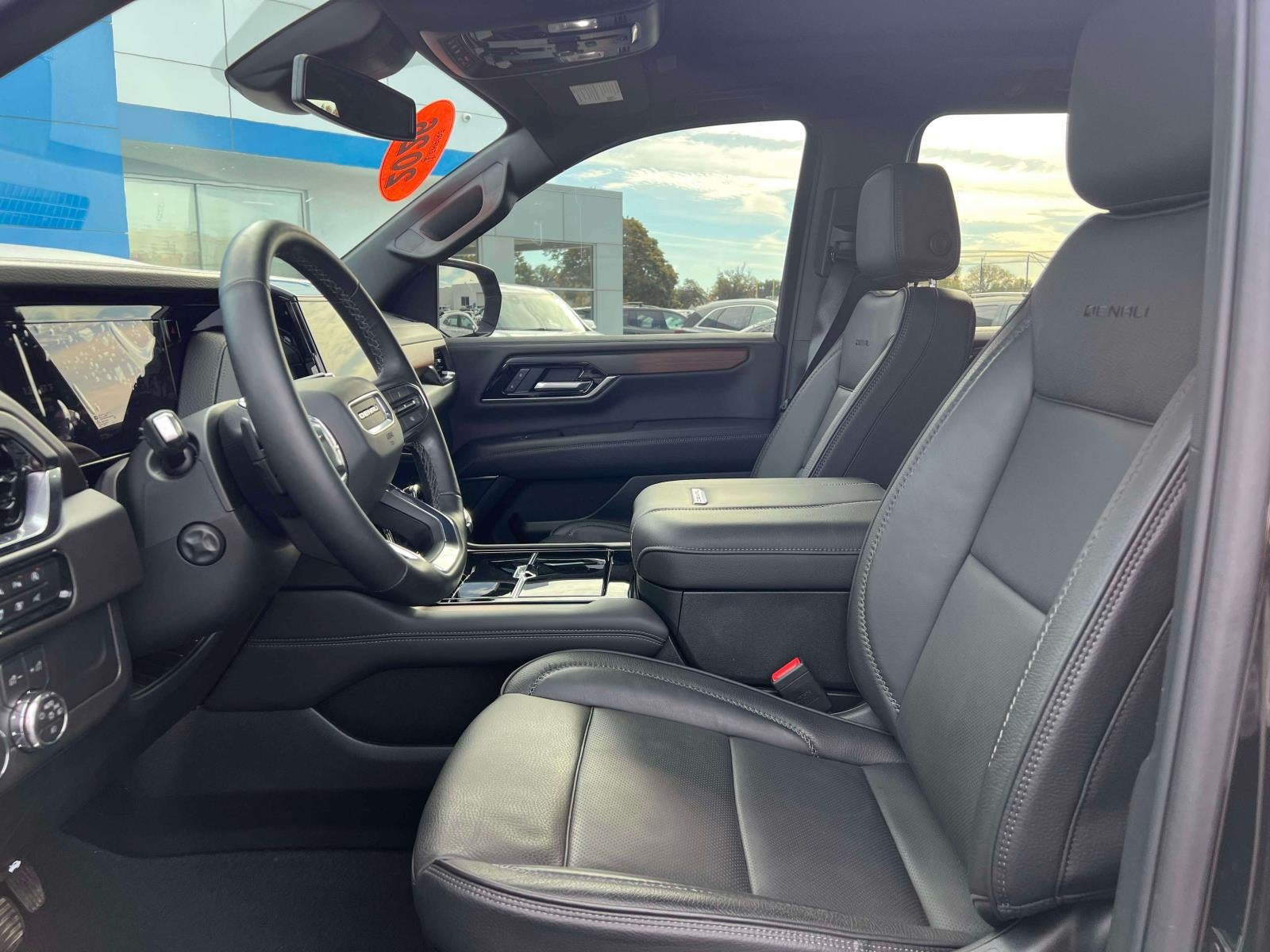 2026 GMC Yukon XL Denali 4WD