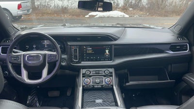 2022 GMC Yukon XL 4WD Denali