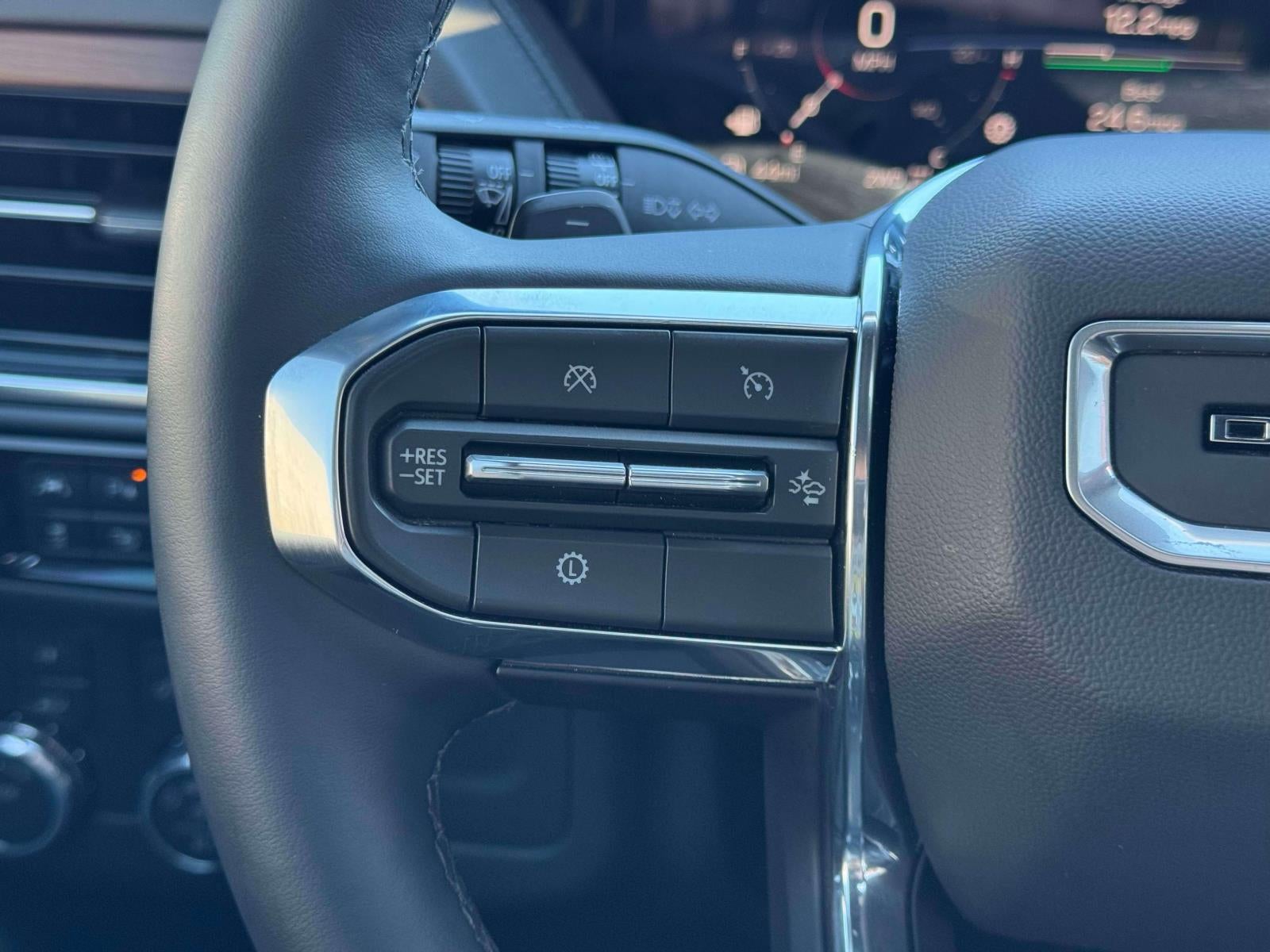 2026 GMC Yukon XL Denali 4WD