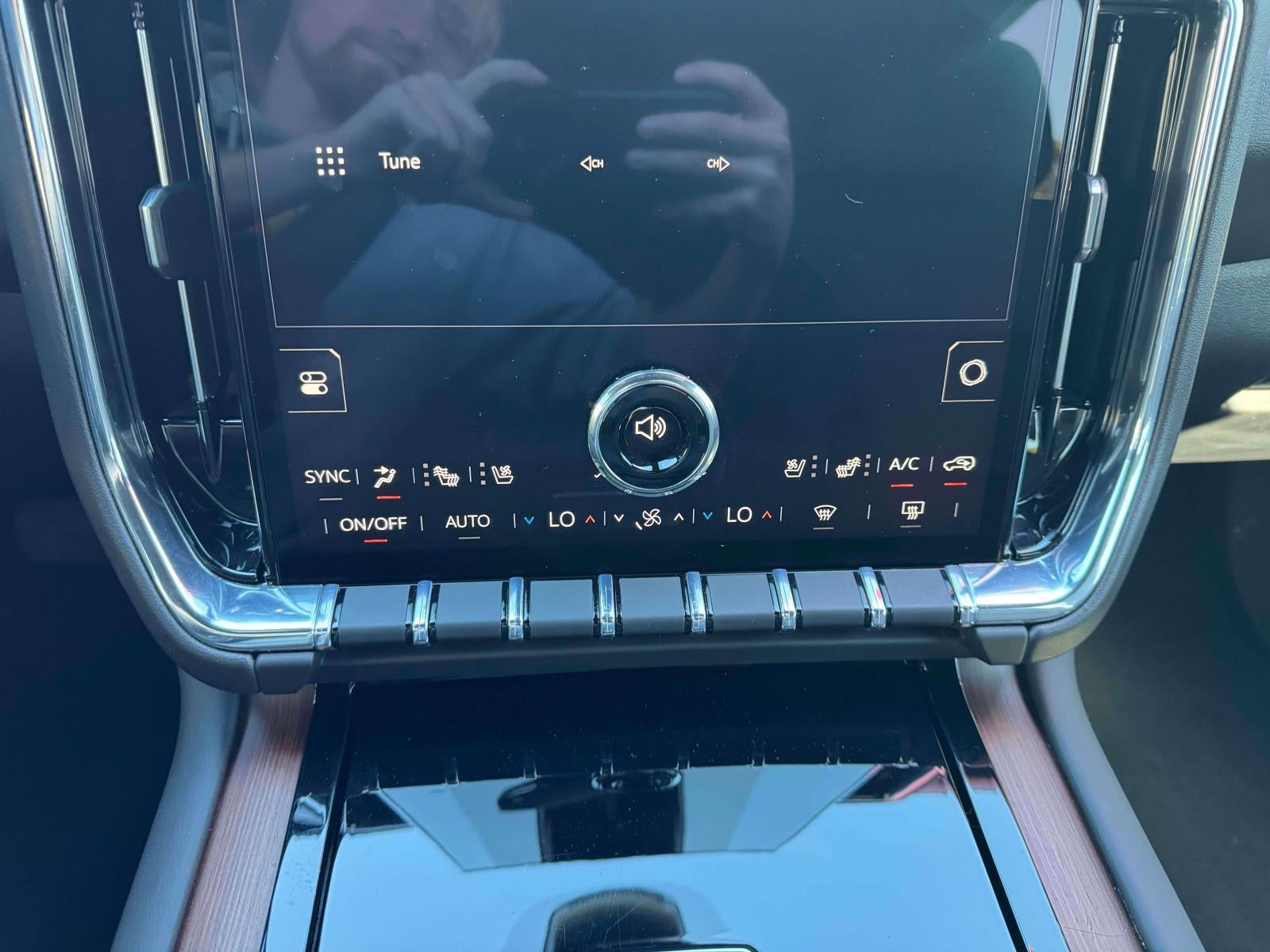 2026 GMC Yukon XL Denali 4WD