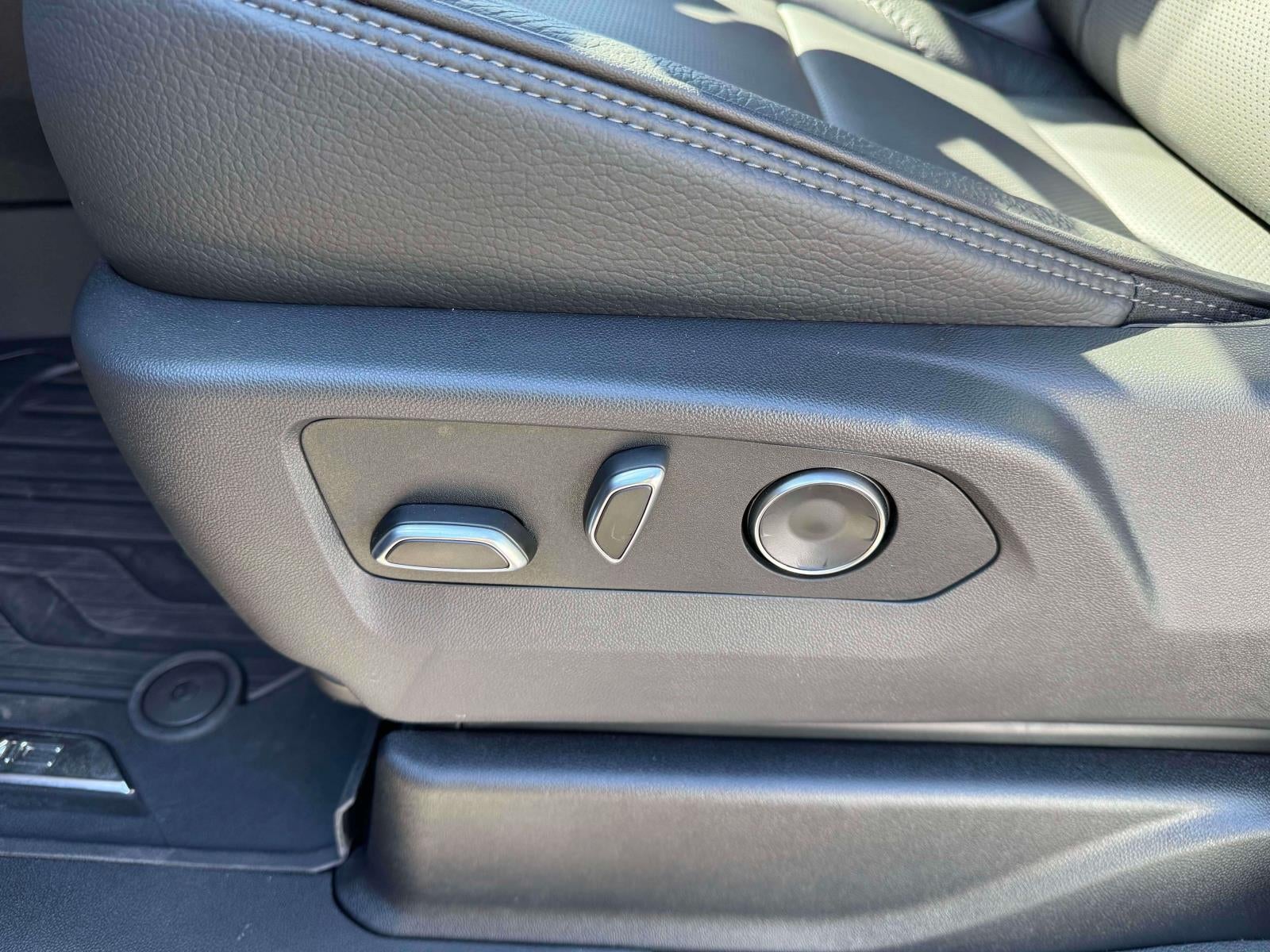 2026 GMC Yukon XL Denali 4WD