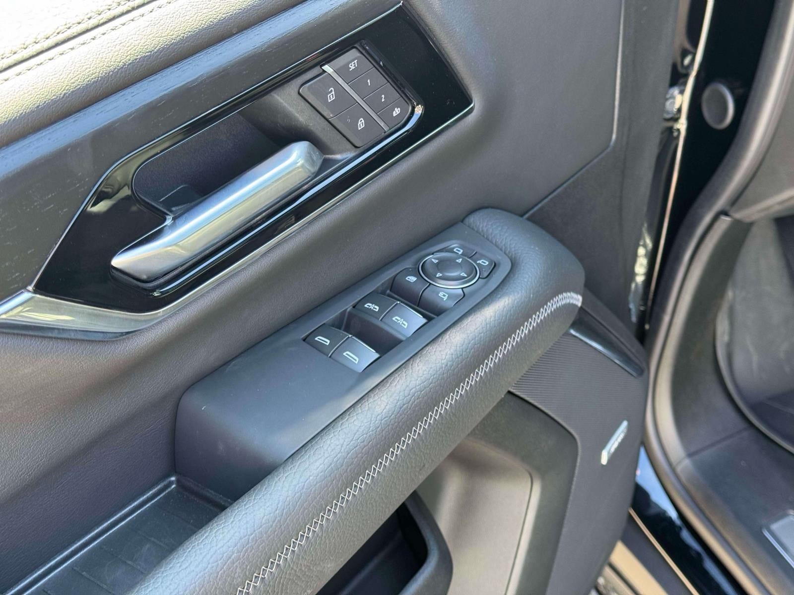 2026 GMC Yukon XL Denali 4WD