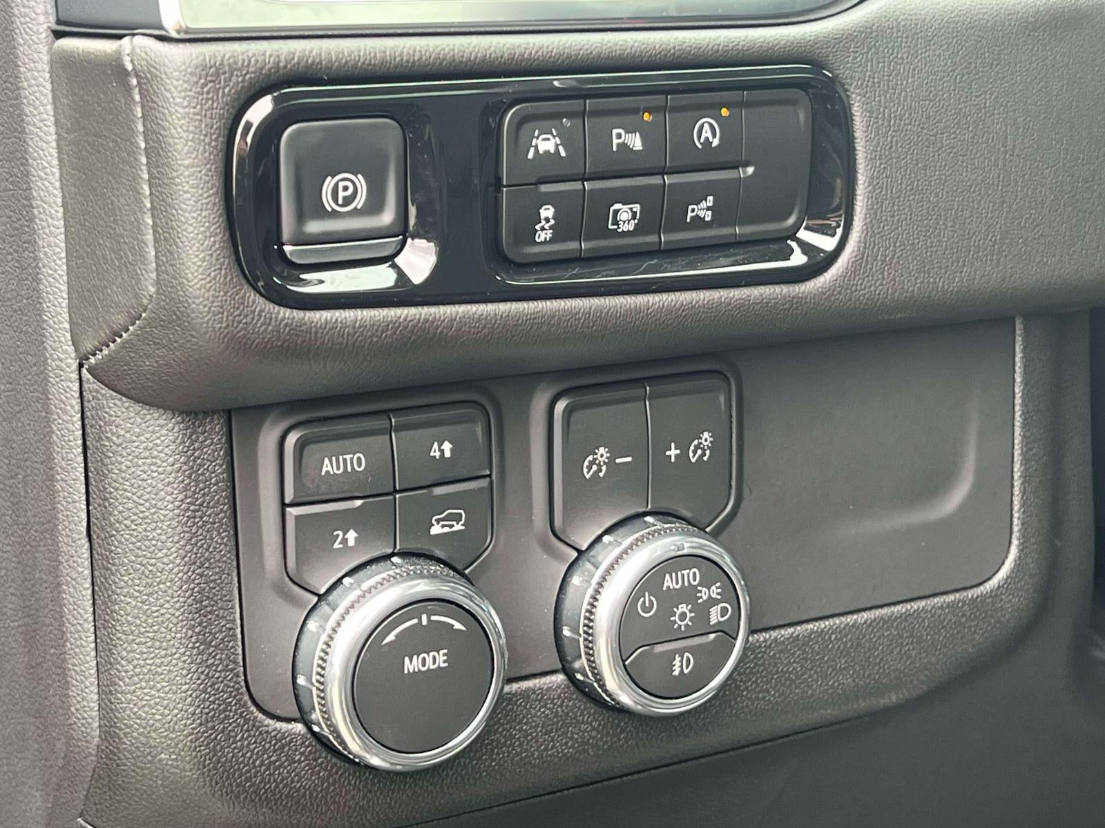 2026 GMC Yukon XL Denali 4WD