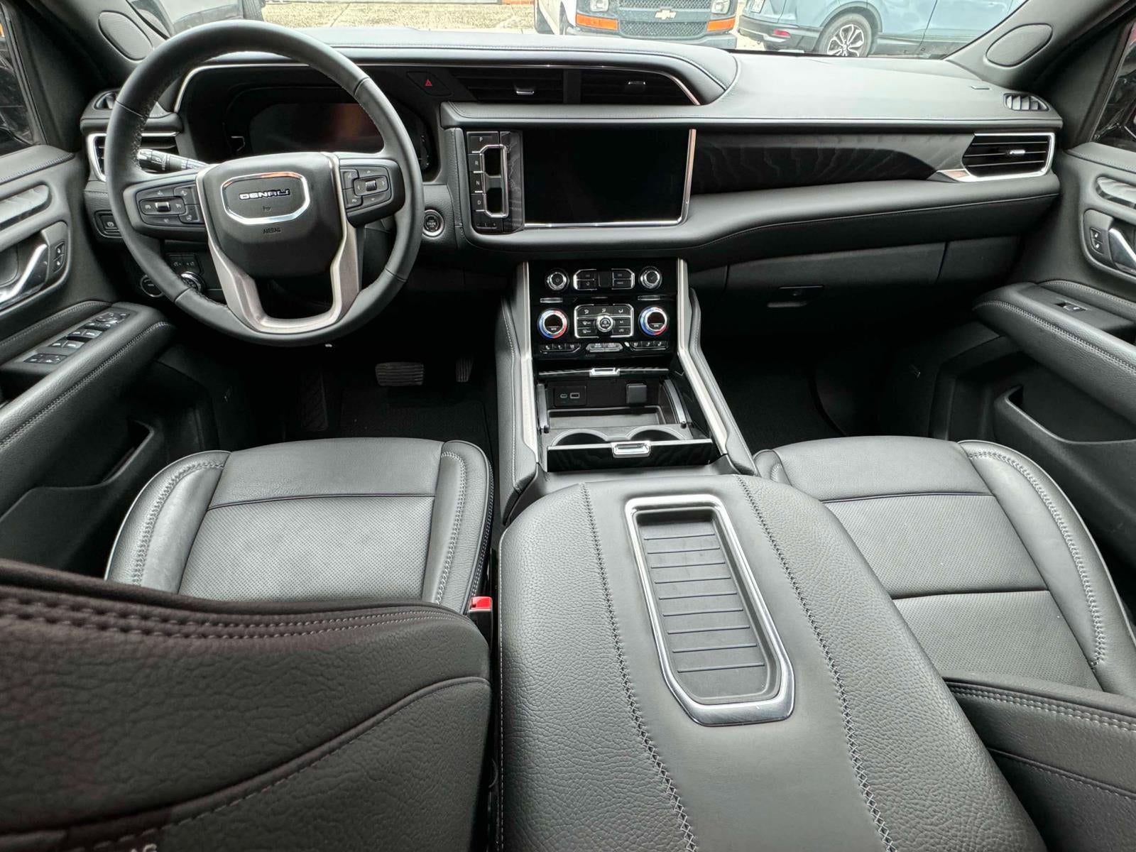 2024 GMC Yukon XL 4WD Denali