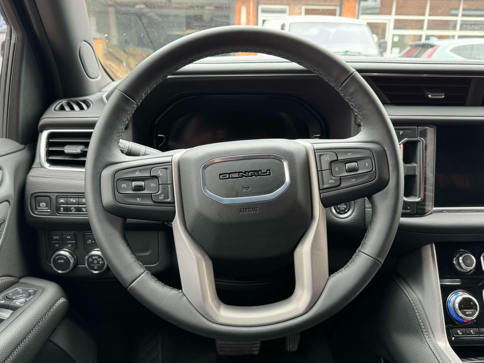 2024 GMC Yukon XL 4WD Denali