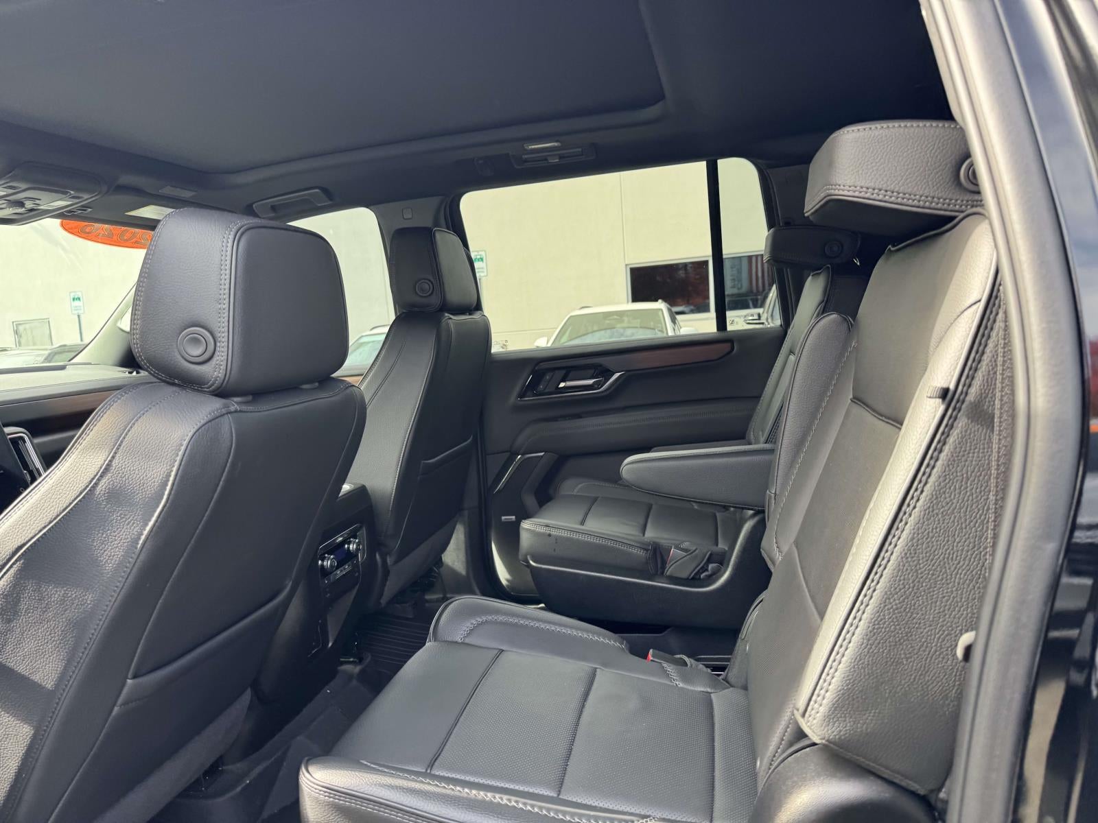 2025 GMC Yukon XL Denali 4WD