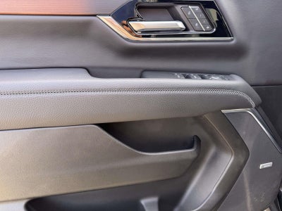 2025 GMC Yukon XL Denali 4WD