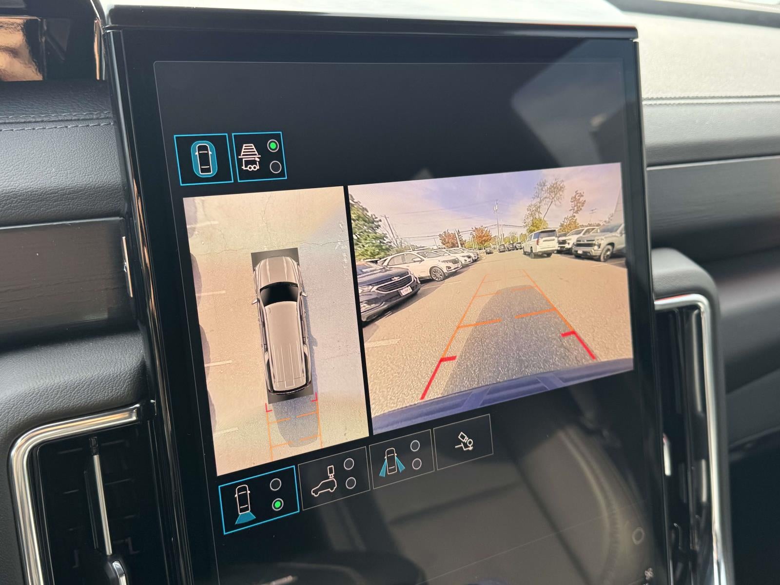 2025 GMC Yukon XL Denali 4WD
