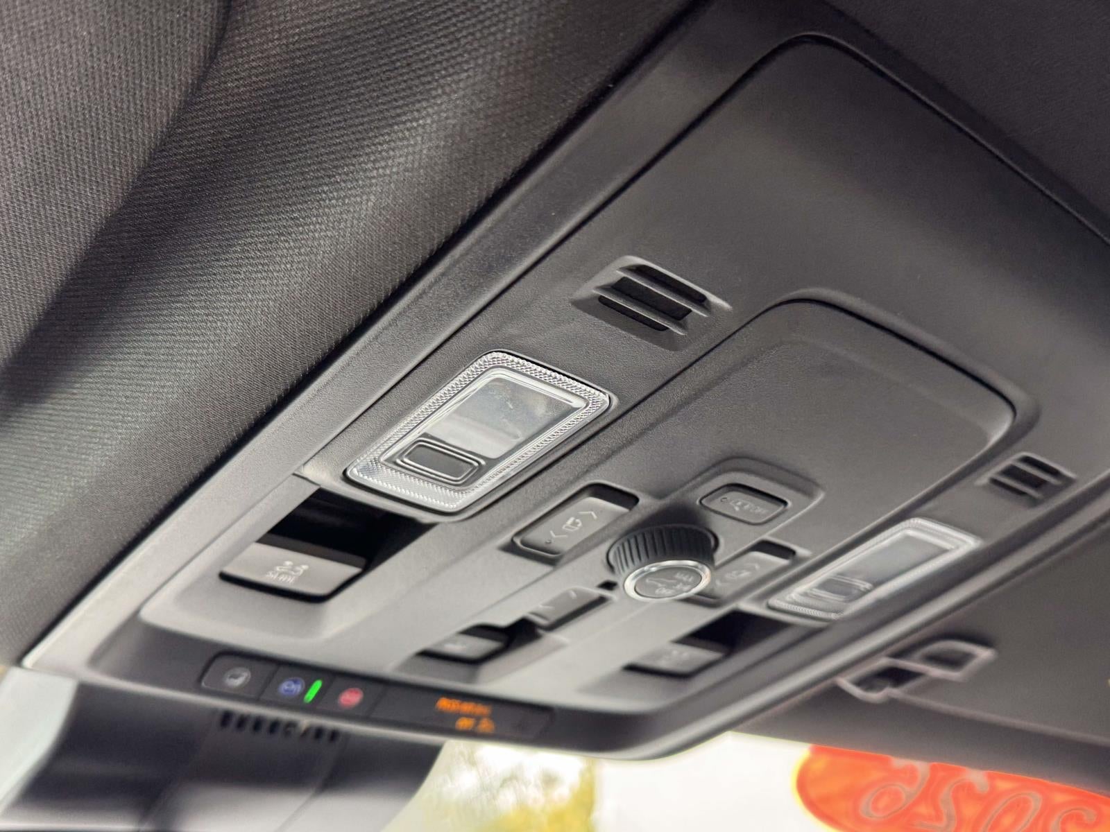 2025 GMC Yukon XL Denali 4WD