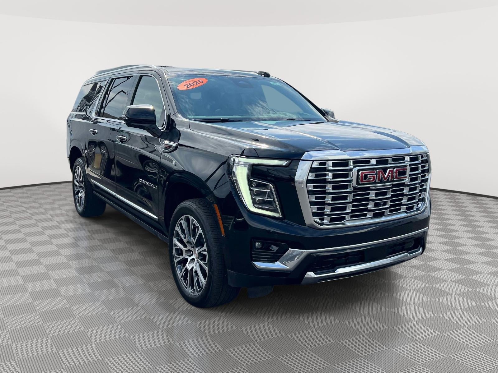 2025 GMC Yukon XL Denali 4WD