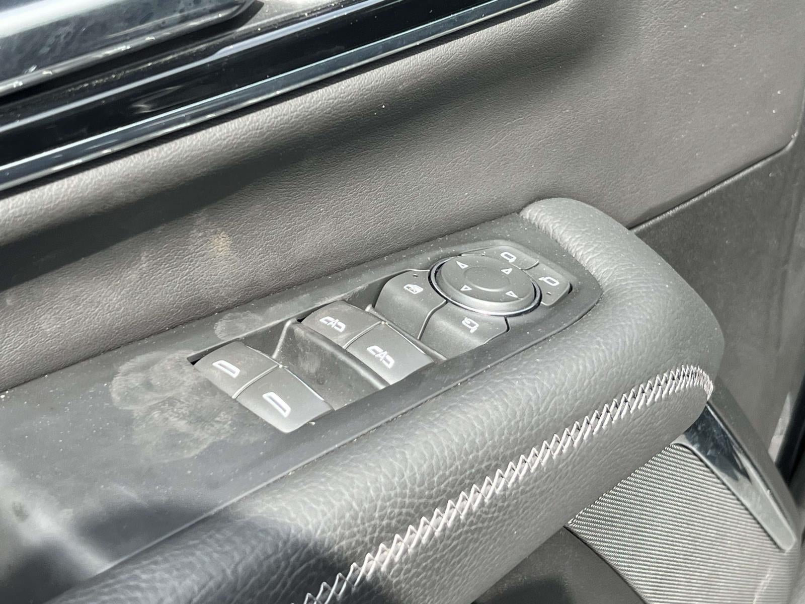 2025 GMC Yukon XL Denali 4WD