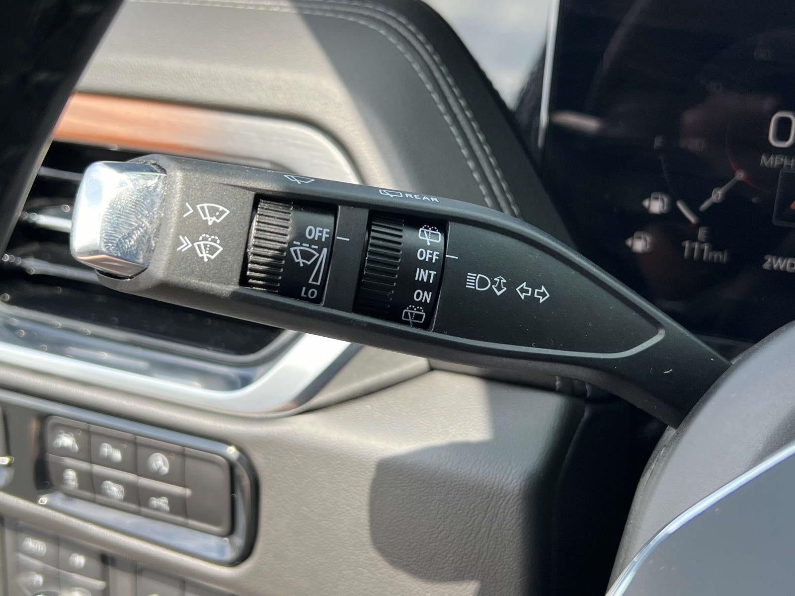 2025 GMC Yukon XL Denali 4WD