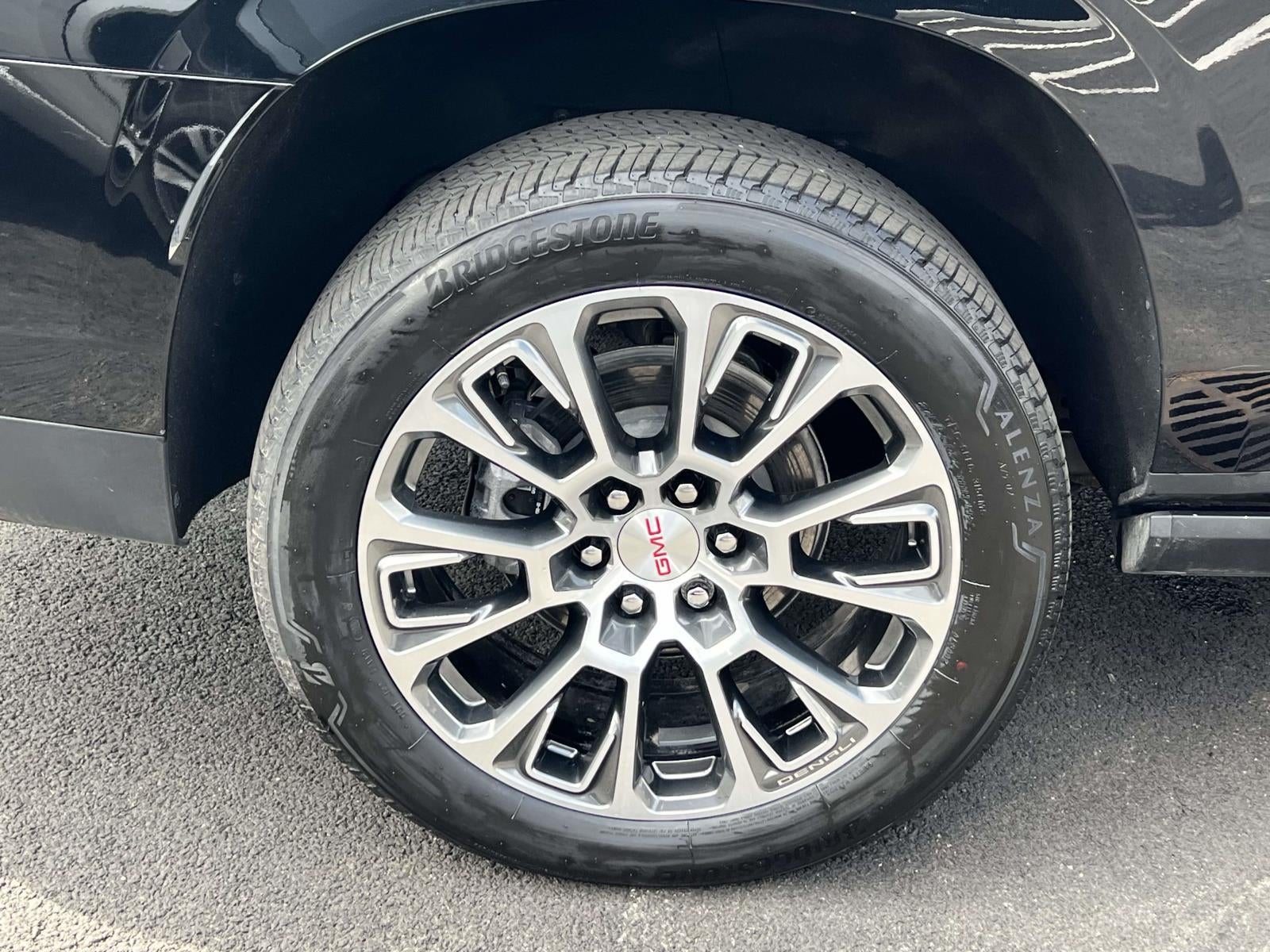 2025 GMC Yukon XL Denali 4WD