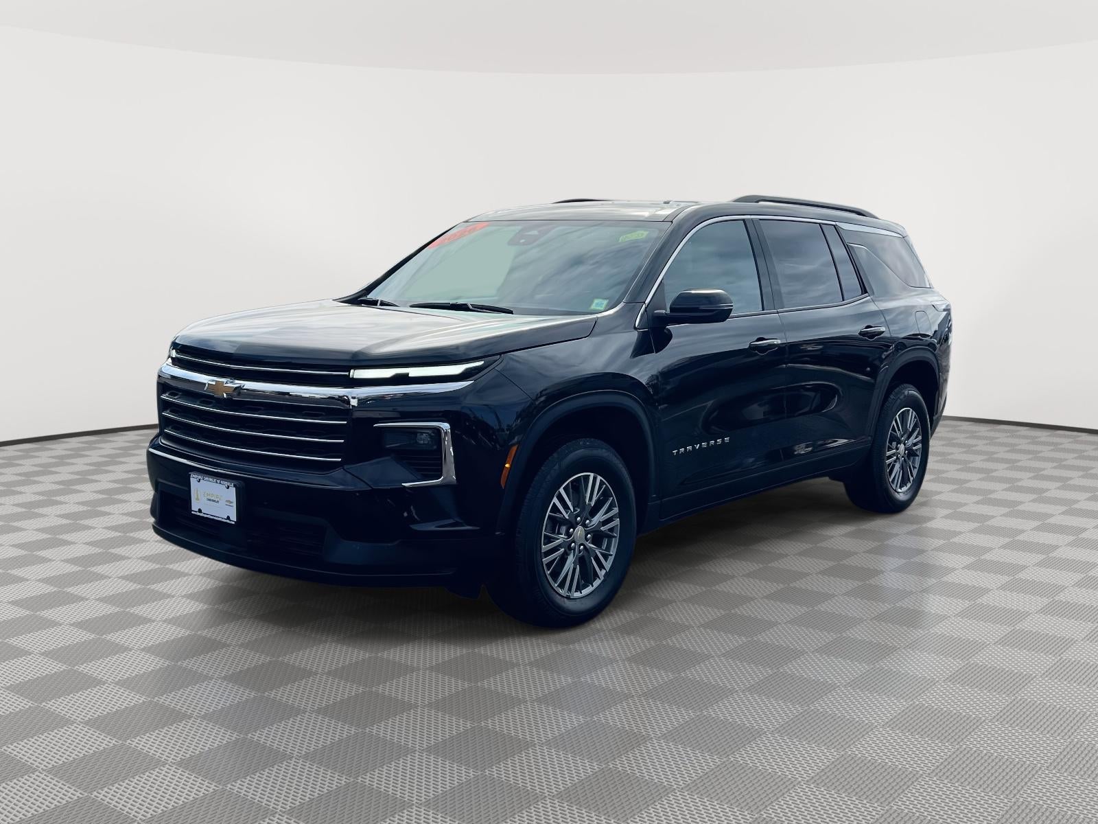 2026 Chevrolet Traverse FWD LT