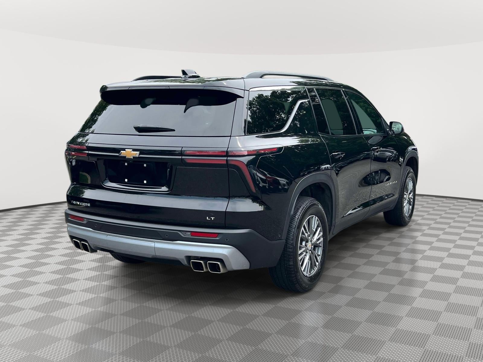 2024 Chevrolet Traverse FWD LT