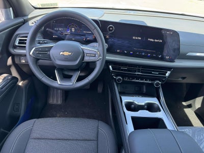 2026 Chevrolet Traverse FWD LT