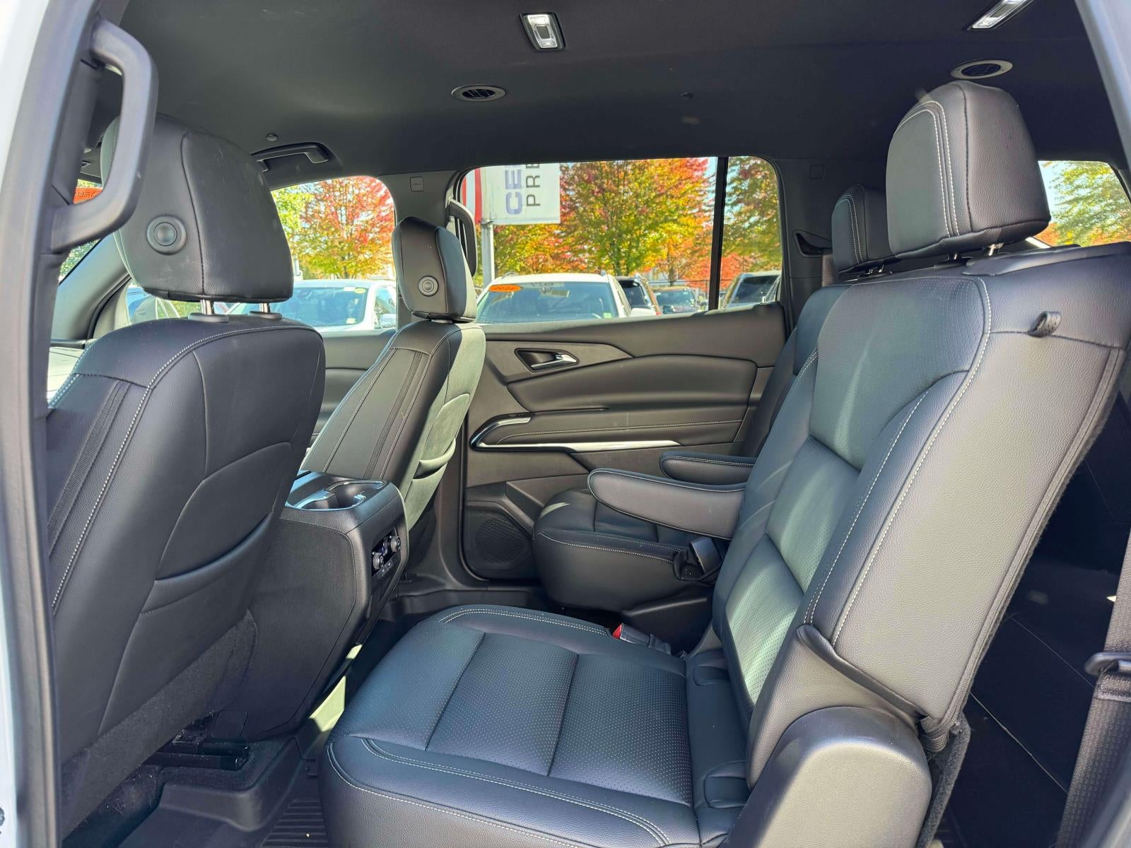 2024 Chevrolet Traverse FWD LT