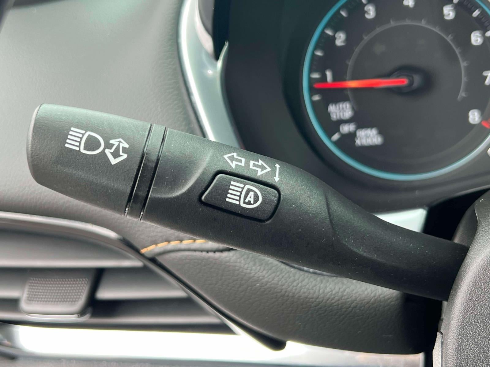 2021 Chevrolet Traverse FWD LT Cloth