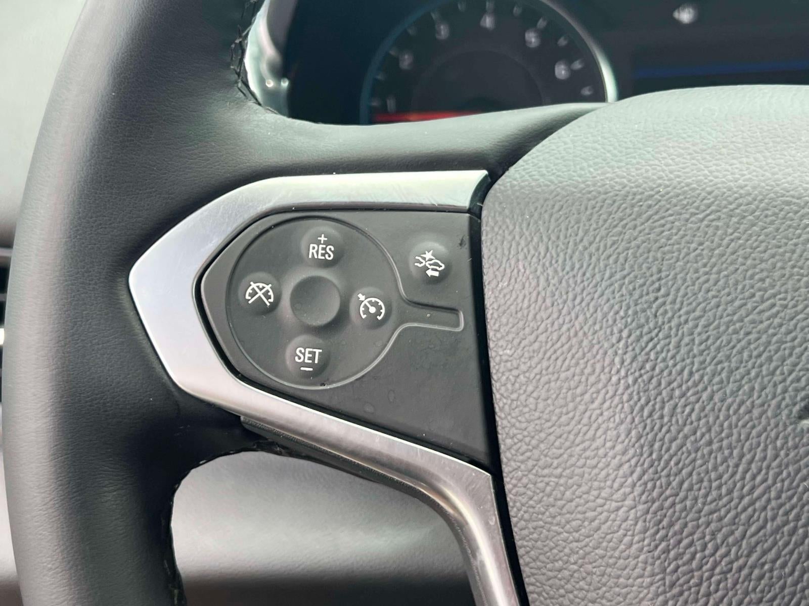 2023 Chevrolet Traverse LT