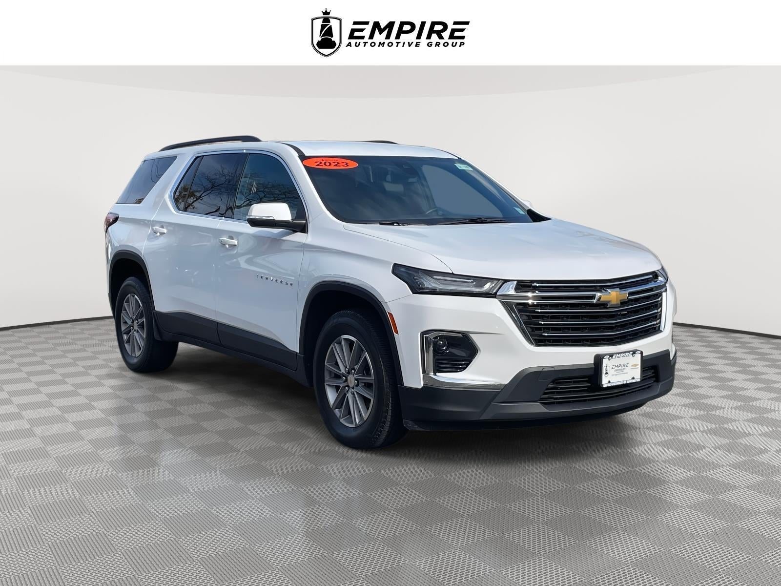 2023 Chevrolet Traverse FWD LT Cloth