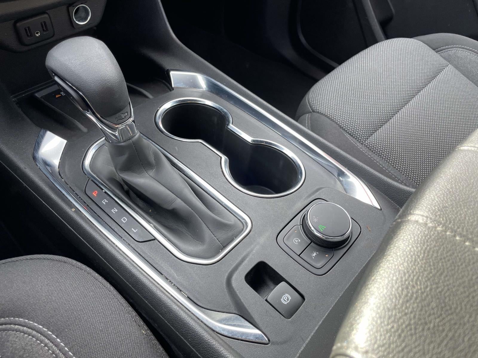 2023 Chevrolet Traverse FWD LT Cloth