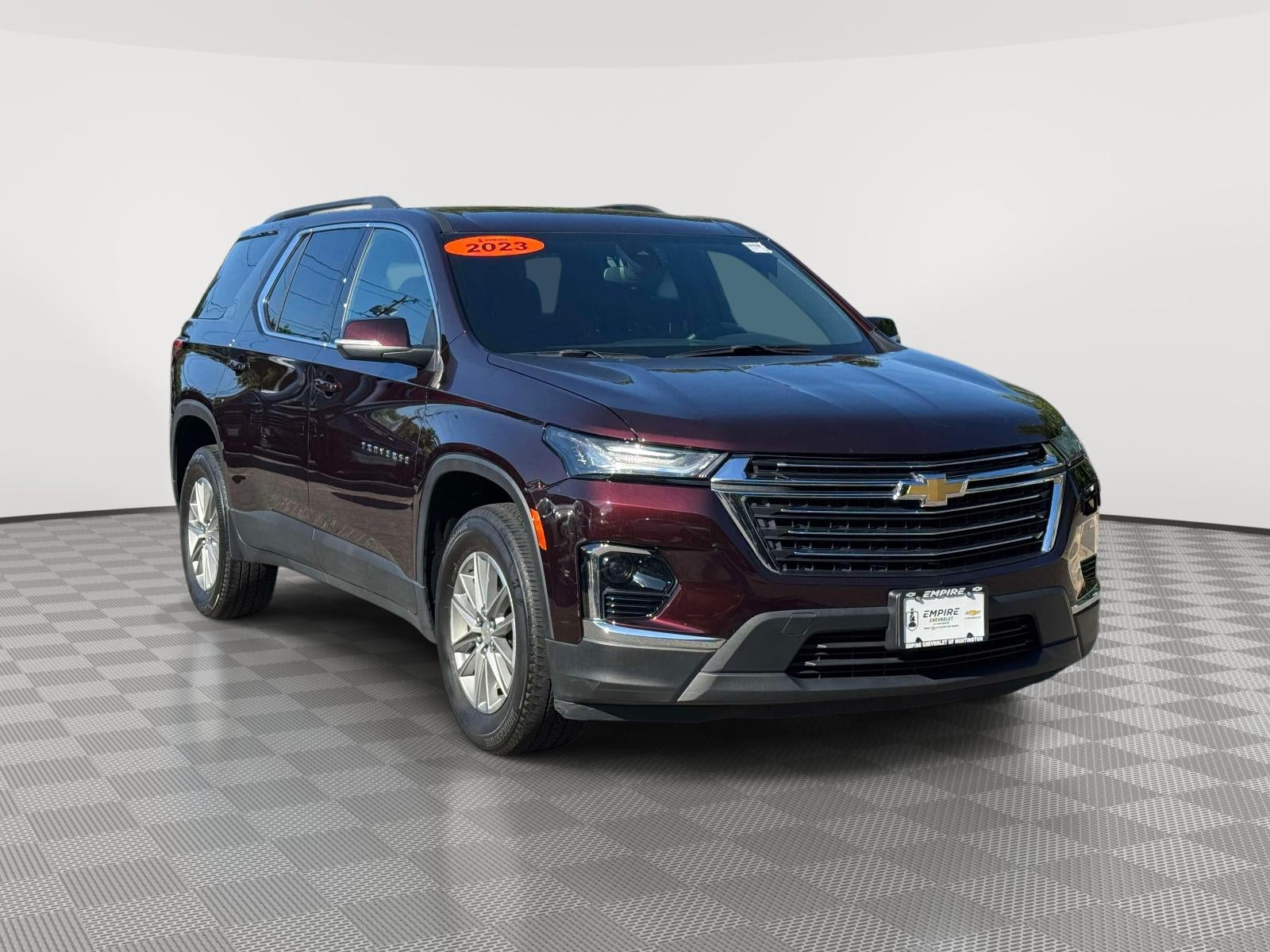 2023 Chevrolet Traverse FWD LT Cloth
