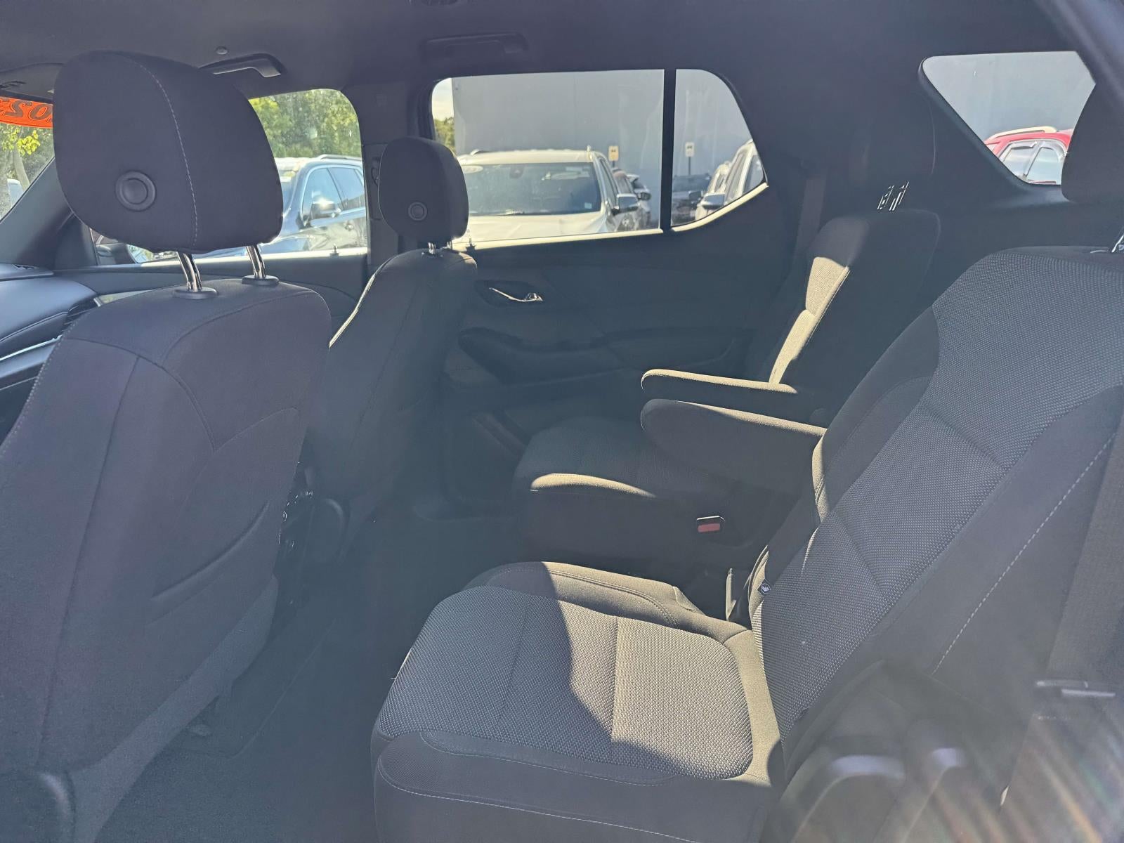2023 Chevrolet Traverse FWD LT Cloth
