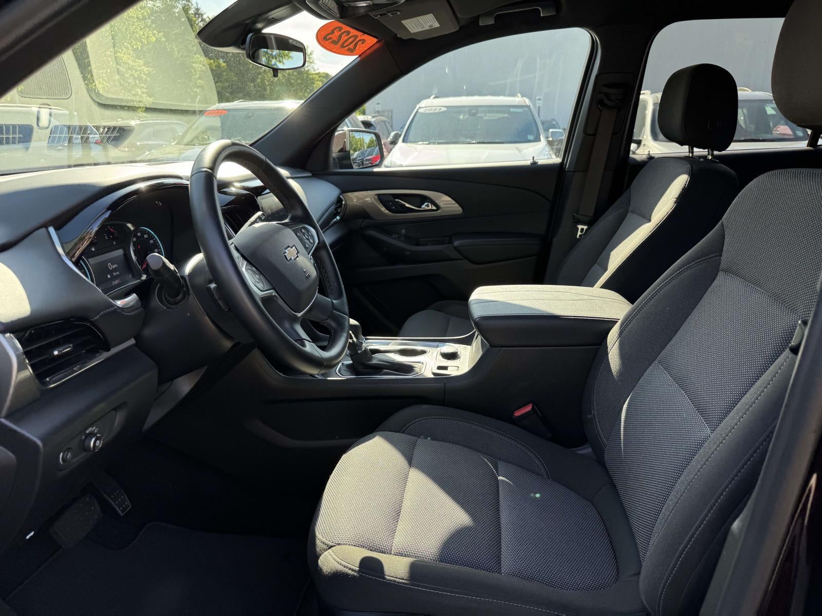 2023 Chevrolet Traverse FWD LT Cloth